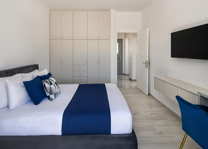 Montrez Santorini - 2 Bedroom * Mesaria